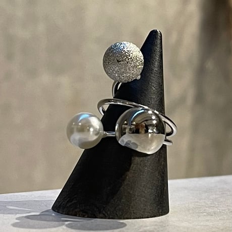 2501RG0564 / Pearl opening metal ball ring（Silver）