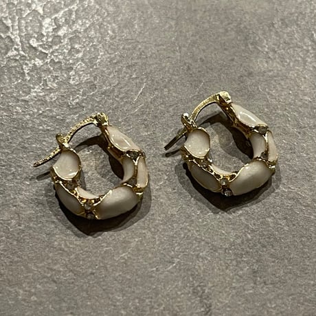 2511PR0828 / Stone color hoop Pierce（White）