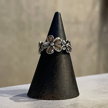 2501RG0566 / Leaf flower motif ring（Silver）