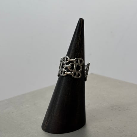 2606RG0813 / Mantel connect design ring（Silver）