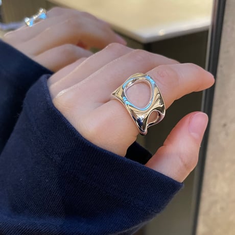 2501RG0562 / Irregular Hole ring（Silver）