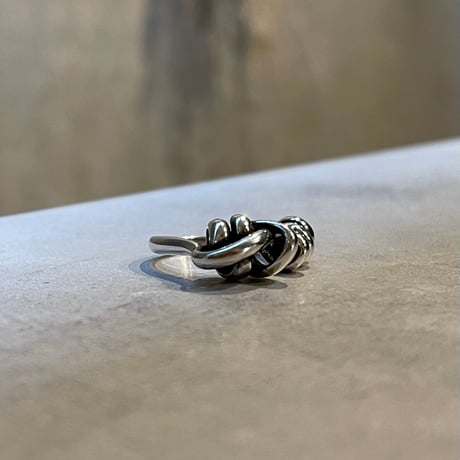 2406RG0493 / Irregular spiral design ring（Silver）