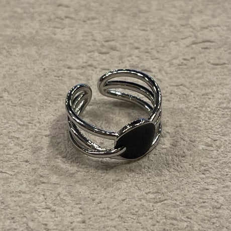 2404RG0462 / Black point layer line ring（Silver）