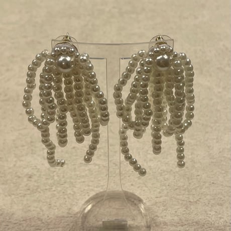 2405PR0709 / shower motif bees pierce （Pearl）