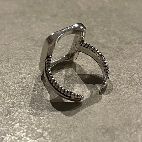 2503RG0595 /  Square design ring（Silver）