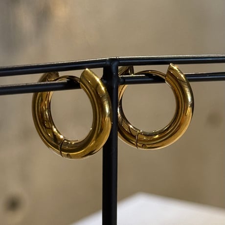 2504PR0773 / stainless  hoop Pierce（Gold）