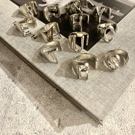 Initial ring（SILVER / O） /  2100-RGSL045