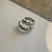 2403EC010 / Layer asymmetry line Ear Cuff（Silver）
