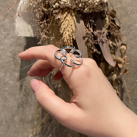 2312RG0371 / Flower twist line ring（Silver）