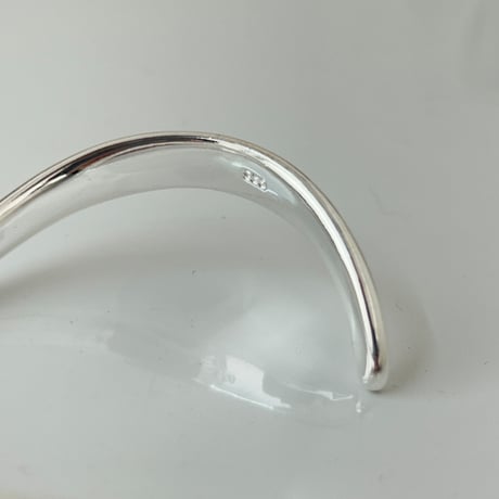 【Select】IM24AC_BRL003 / Curve Metal Bangle（Silver）