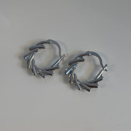 2404PR0688 / Metal design hoop Pierce（Silver）