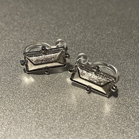 2302_ER0137／Mini Square Stats Clip Earings（Silver）