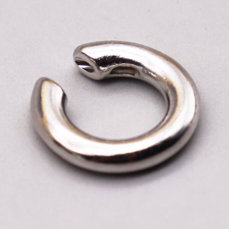 Simple Metal Cartilage Earcuff （Silver/Small） / EC068A