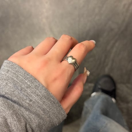 2410RG0530 / Triple line heart motif ring（Silver）