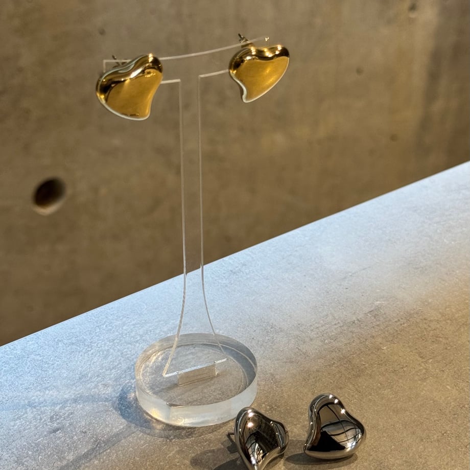 68562a0d40fe5942062a340c