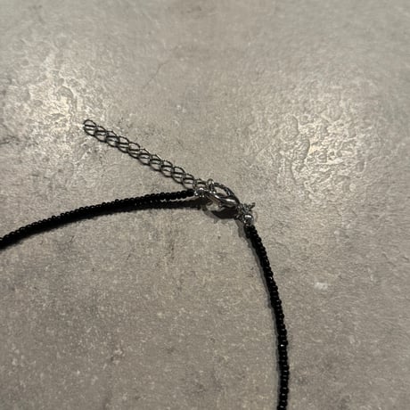 2503NC0322／ Heart charm bees choker（Black）