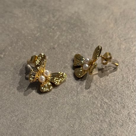 2503PR0768 / mini butterfly  pearl Pierce（Gold)