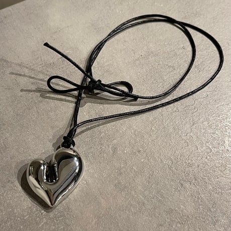 2411NC0269 / Volume heart choker（Silver）