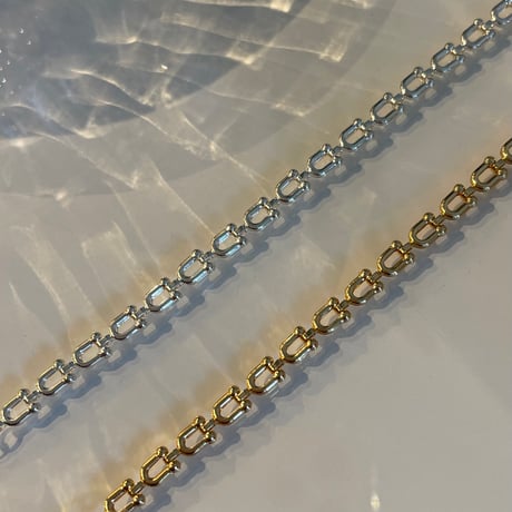 23AWBR006 / Mini U chain bracelet（Gold）
