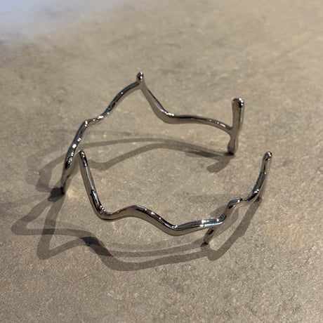 2504BR0080/  Wave line bangle（silver)
