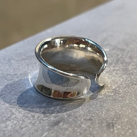 2508RG0676 / Bow design ring（Silver）