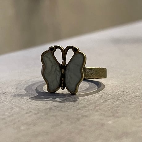 2504RG0611 / Antique butterfly motif ring（Gold）