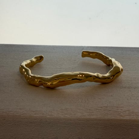 2605BR0130 / Round craft Bangle（Gold）