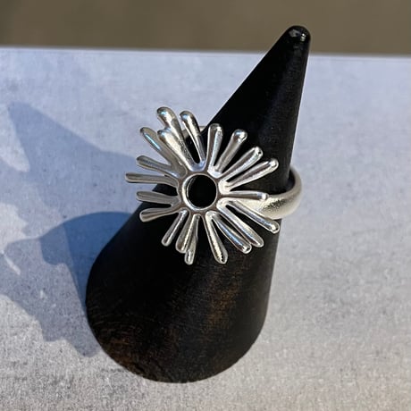 2504RG0605 / Firework motif ring（Silver）
