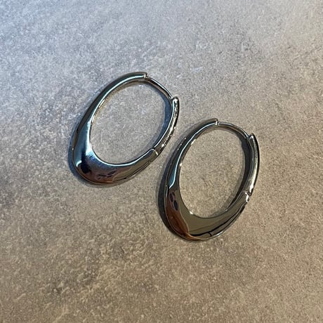 2510PR0819 / Flat oval hoop Pierce（Silver）
