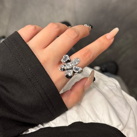 2411RG0546 / Big flower design ring（Silver）