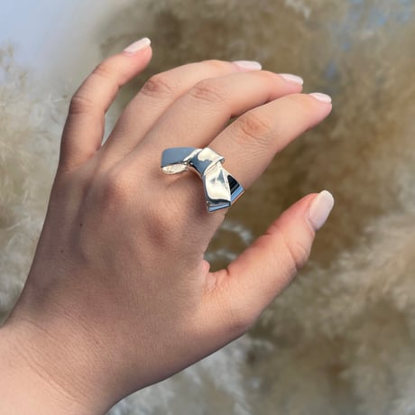 2405RG0472 / Ribbon motif ring（Silver）