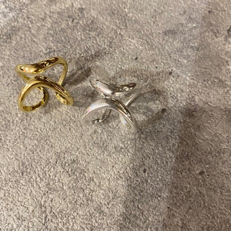 Creative Twisted Wave Geometric ring （Gold） /  2107-RG118