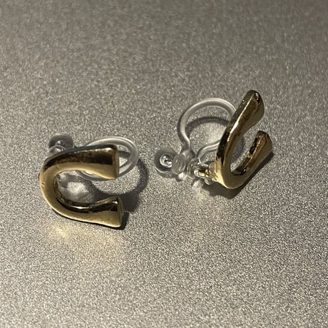 2302_ER0136／Mini U Design Clip Earings（Gold）