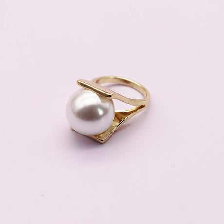 Pearl Hollow Exaggeration Ring （Gold）   /  2105-RG054