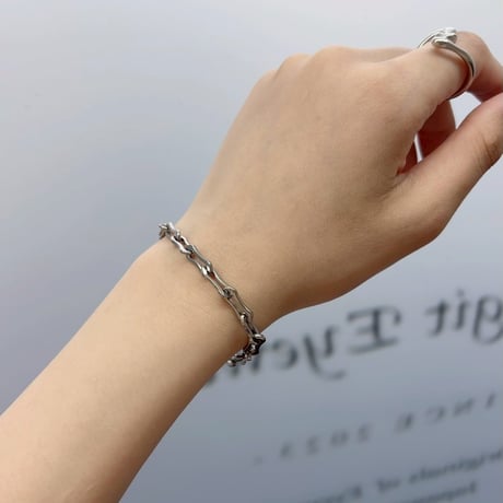 2605BR0129 / Wave connect chain Bracelet（Silver）