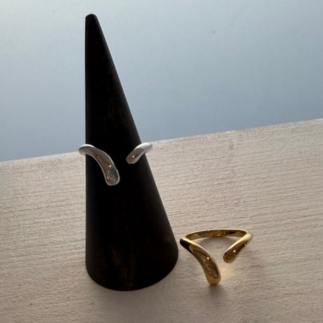 2605RG0799 / Asymmetry drop ring（Gold）