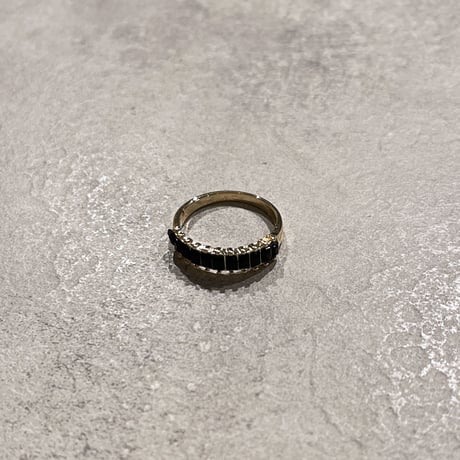 Black square stone line ring（Gold） / 2211-RG0252