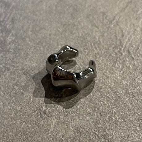 2601EC034 / Bumpy design Earcuff（Silver）