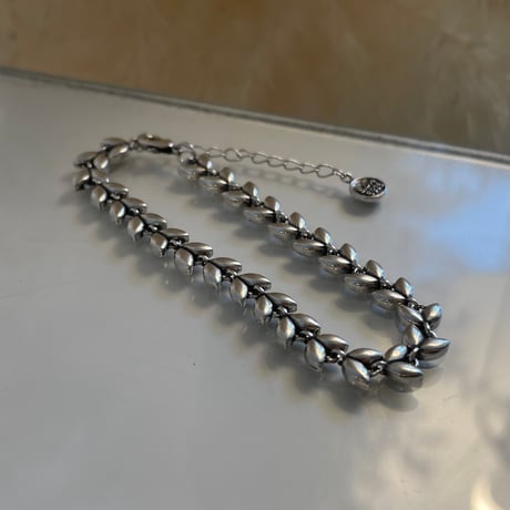 2404BR0043 / Leaf motif chain Bracelet（Silver）