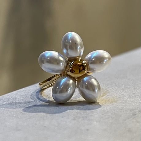 2501RG0573 / Pearl flower ring（Gold）