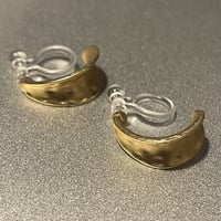 2302_ER0132／Craft Matte Design Clip Earings（Gold）