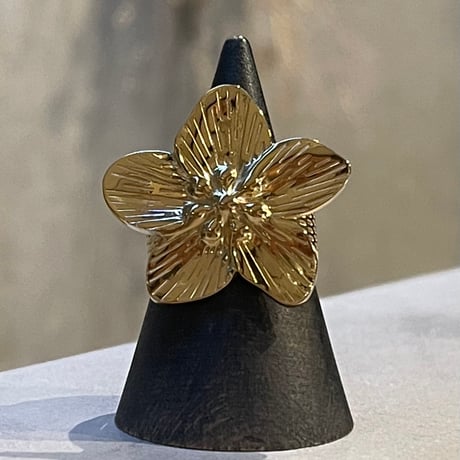 2505RG0626 / Big Flower motif ring（Gold）
