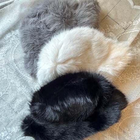 2409HW0050(S)/ Volume fur hat #2（White）
