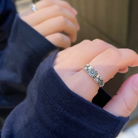 2412RG0555 / Flat flower design ring（Silver）