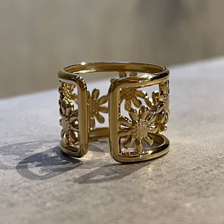 2506RG0651 / Flower design ring（Gold）