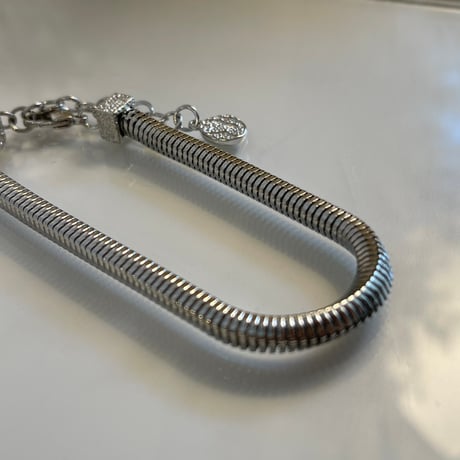 2404BR0042 / Round snake chain Bracelet（Silver）