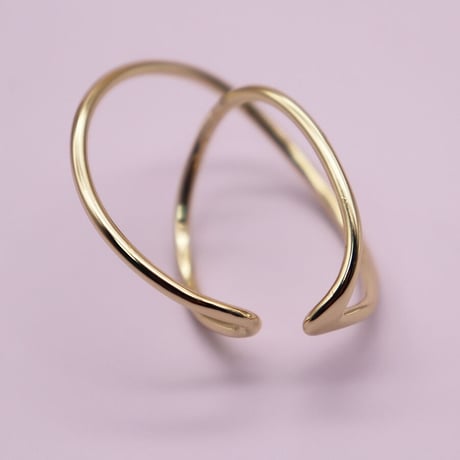 Metal Distortion Clip Earcuff （Gold/Right） / EC057