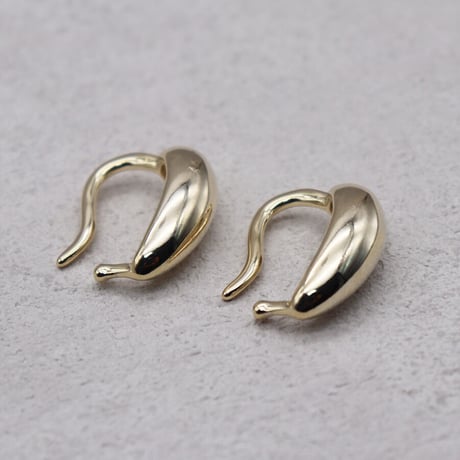 Distortion  Water  Drop  Glossy  Earcuff （Gold） / EC044