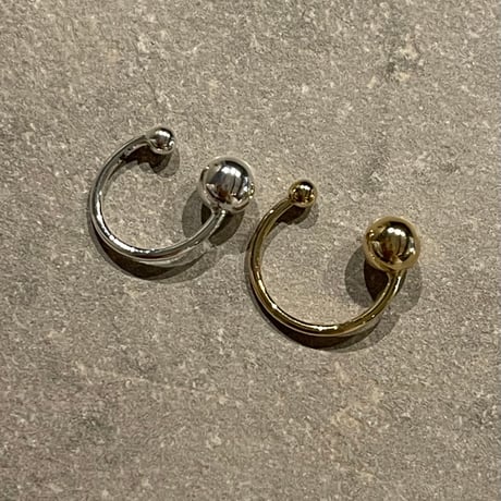 2505EC027 / Mini ball Earcuff（Silver）
