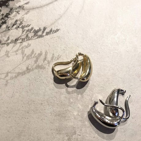 Distortion  Water  Drop  Glossy  Earcuff （Gold） / EC044